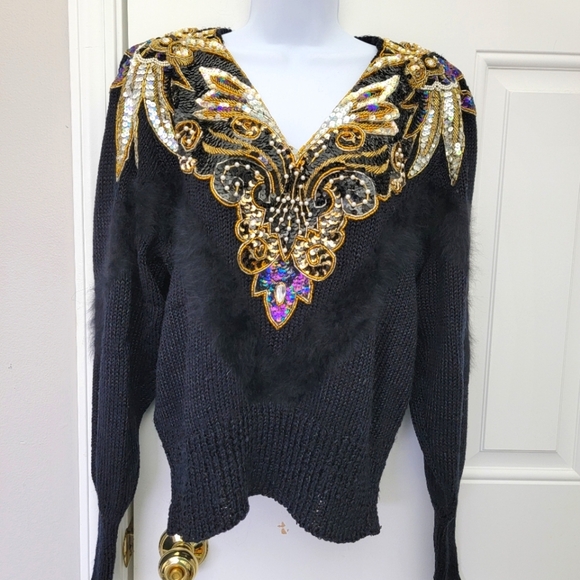 Side Effects Vintage Heavily Sequined Angora Fur Accented Black Sweater Size L - Picture 1 of 14